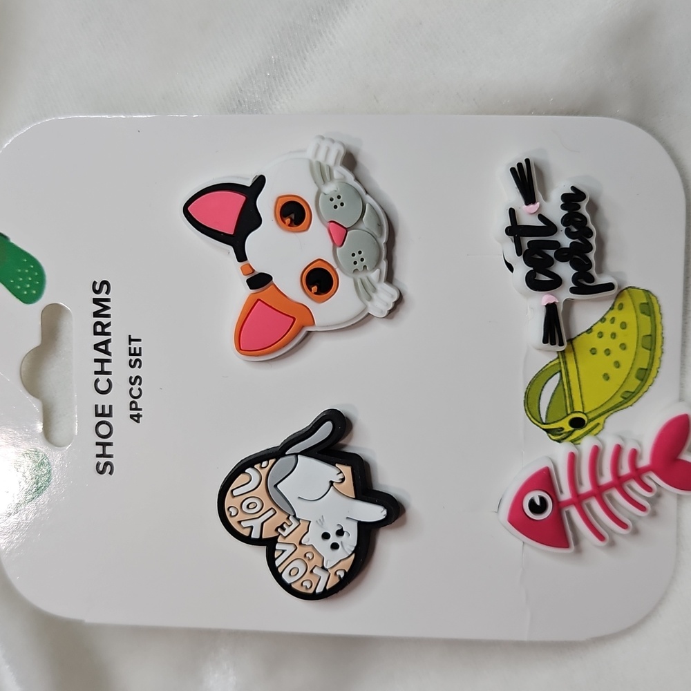Women's Girl's Unisex Crocs Shoe Charms 4 Piece Set Cat Mom Cats Unique Gift